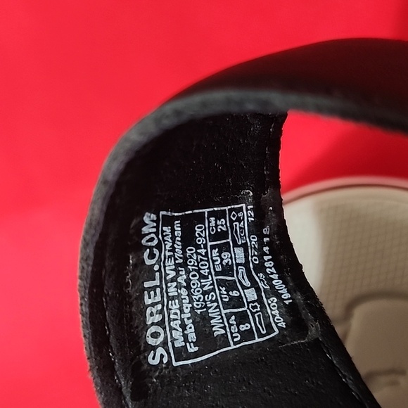 SOREL Kinetic Impact Black And Cream Sandal - Picture 9 of 9
